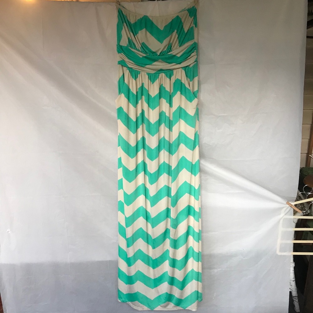 Strapless teal maxi dress with pockets!!!